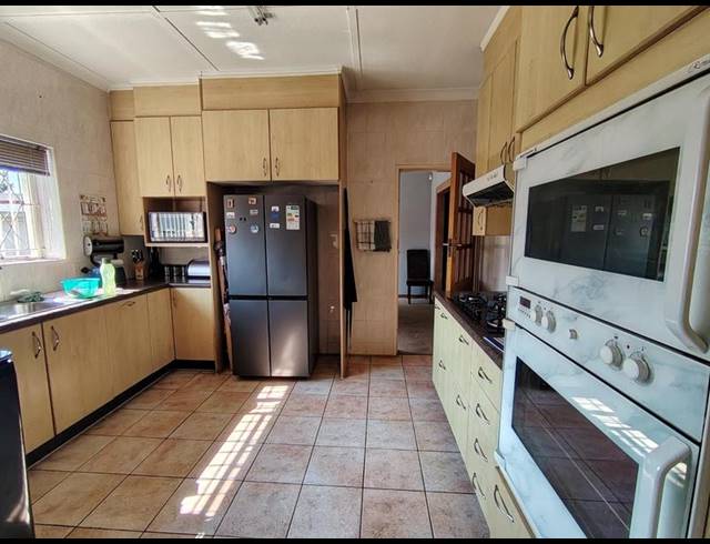 3 BEDROOM HOUSE FOR SALE IN DAWNVIEW